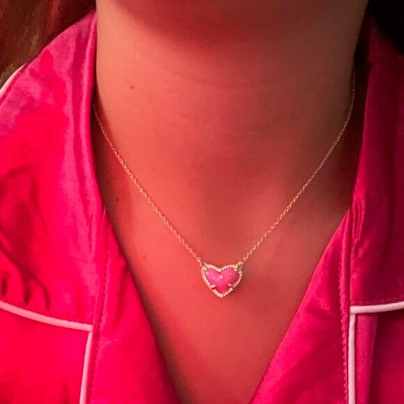 Kendra Scott Ari Heart Adjustable Length Pendant Necklace for Women, Fas… - Picture 1 of 5